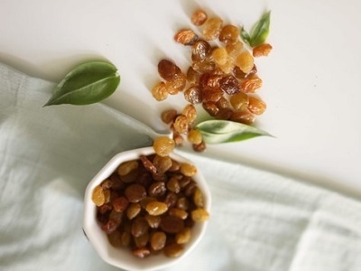 Provider of high quality soltani raisins